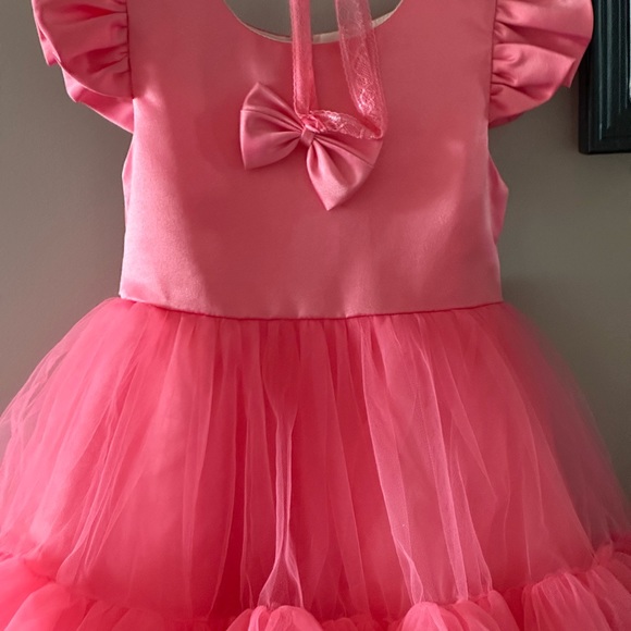 Beautiful 2 year old fancy Dress. New - Picture 3 of 7